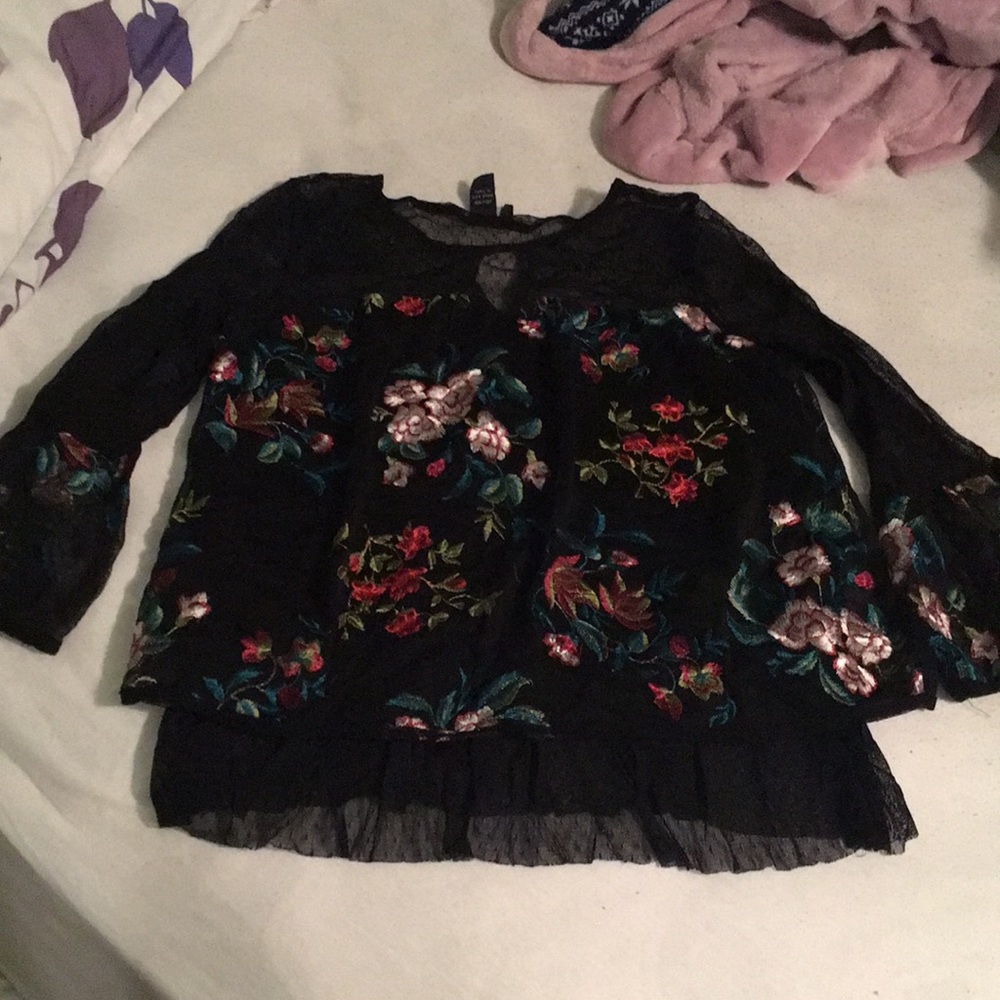 Floral mesh top
